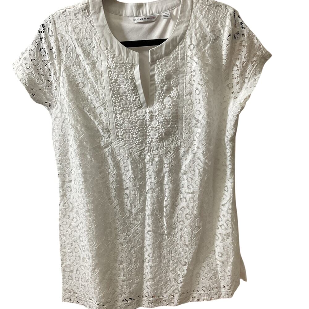 Isaac Mizrahi White Embroidered Cotton Split Neck Short Sleeve Blouse. Size M
